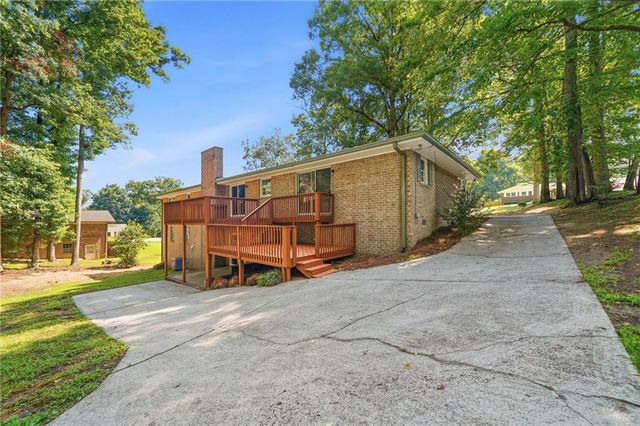 7215 Sinyard Road, Lithia Springs, GA 30122