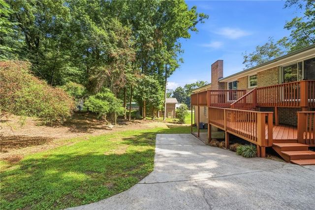 7215 Sinyard Road, Lithia Springs, GA 30122