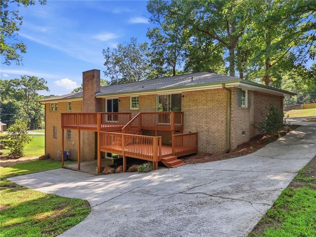 7215 Sinyard Road, Lithia Springs, GA 30122