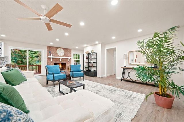 7215 Sinyard Road, Lithia Springs, GA 30122