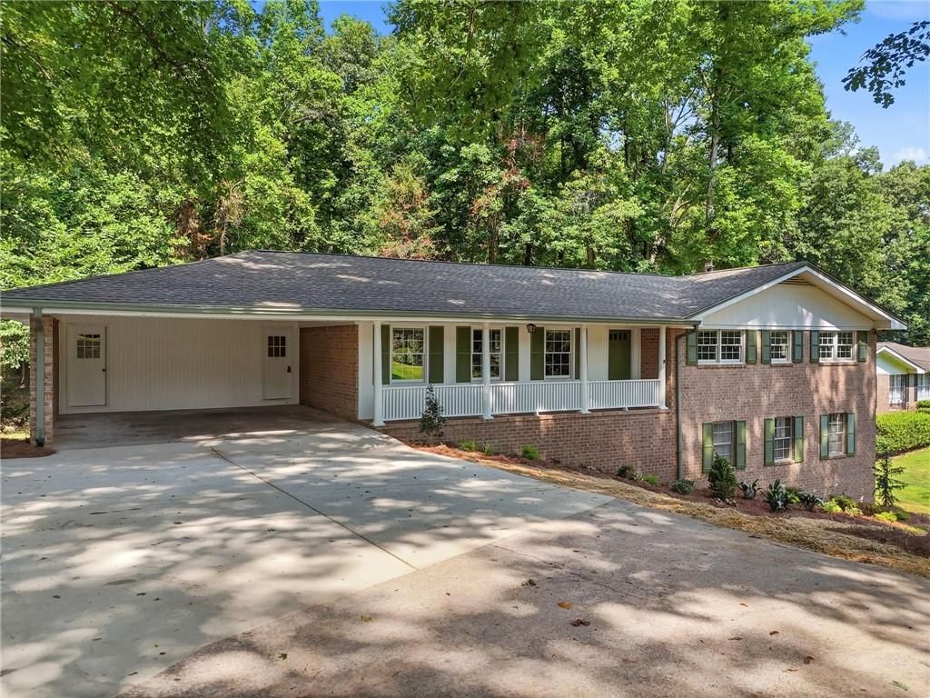 7215 Sinyard Road, Lithia Springs, GA 30122