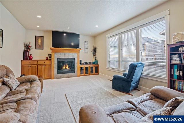 2454 Egret Av SE, Salem, OR 97306