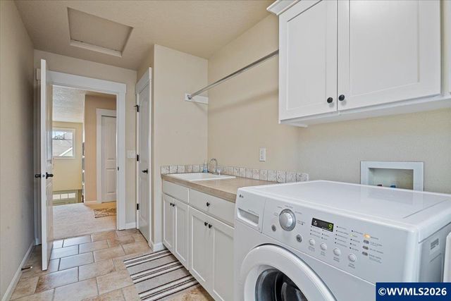 2454 Egret Av SE, Salem, OR 97306