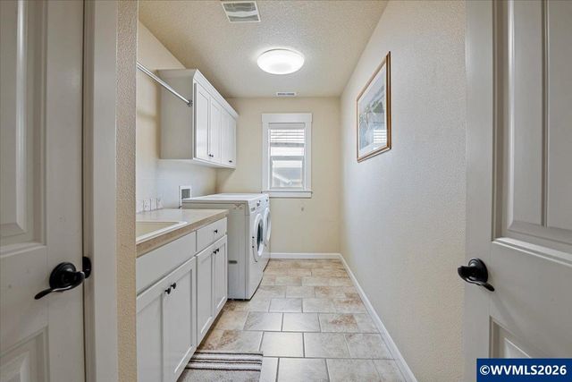 2454 Egret Av SE, Salem, OR 97306