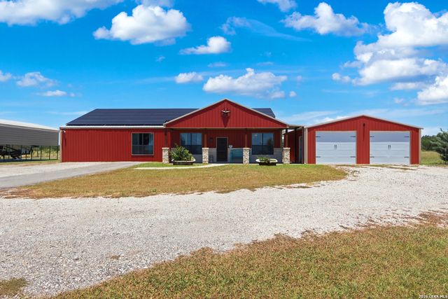 15157 MILLER RD, St Hedwig, TX 78152