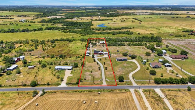 15157 MILLER RD, St Hedwig, TX 78152
