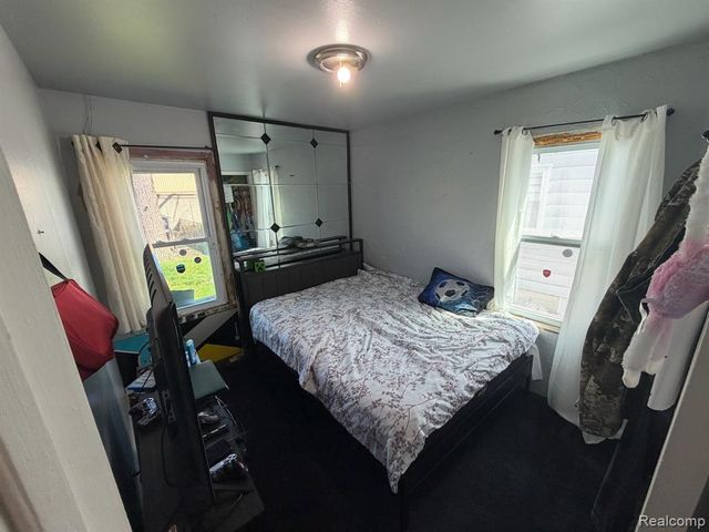 7003 Lozier Avenue, Warren, MI 48091