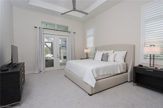 6262 Union Island WAY, Naples, FL 34113