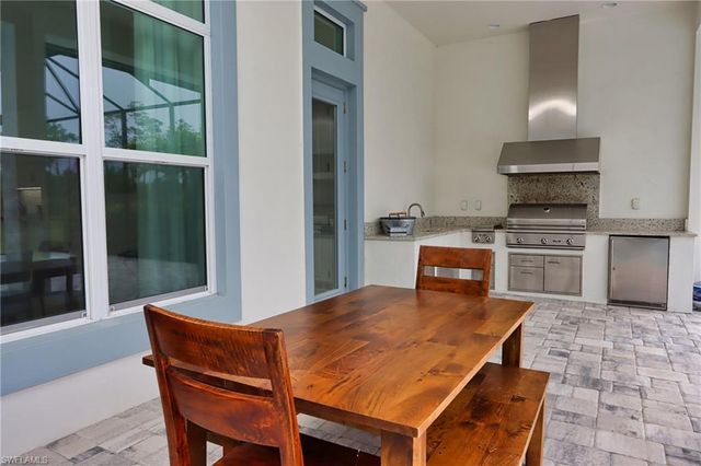 6262 Union Island WAY, Naples, FL 34113