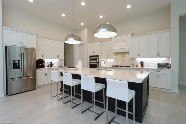 6262 Union Island WAY, Naples, FL 34113