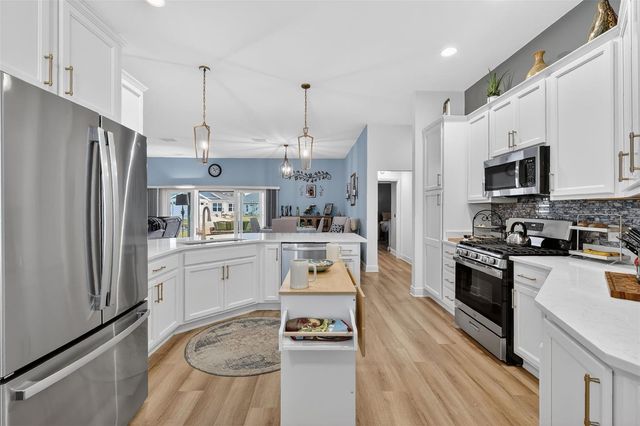 7022 MINCHEW CIRCLE, The Villages, FL 34762