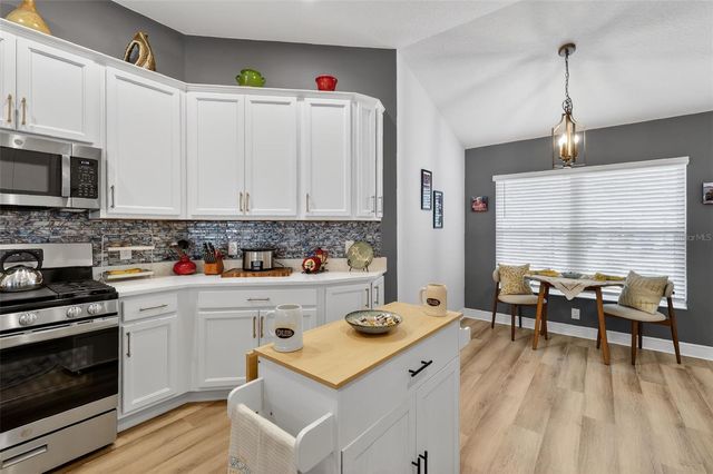 7022 MINCHEW CIRCLE, The Villages, FL 34762