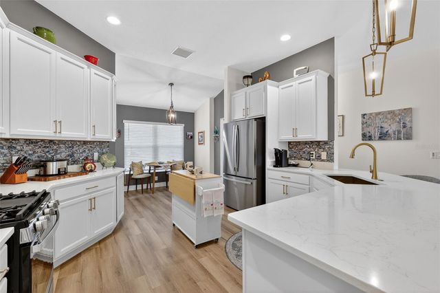 7022 MINCHEW CIRCLE, The Villages, FL 34762