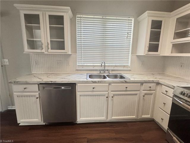 3820 Windstream Way, Jamestown, NC 27282