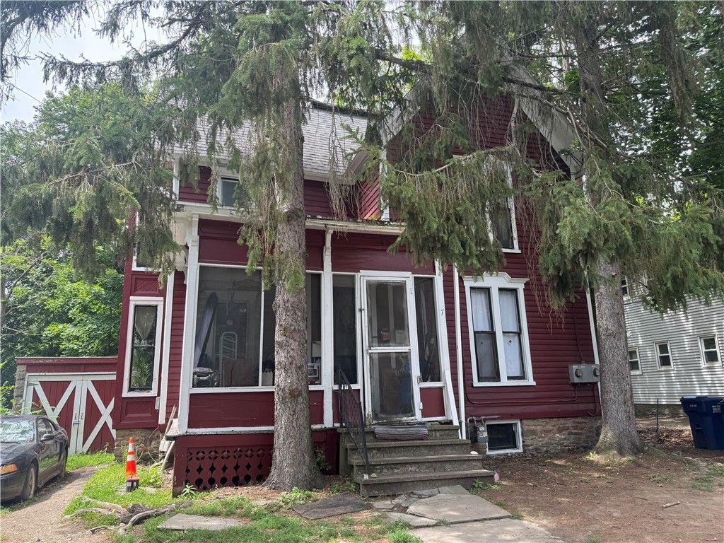 7 Spring Street, Oneonta, NY 13820