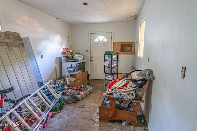 402 E 2nd Avenue, Chadbourn, NC 28431