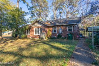 402 E 2nd Avenue, Chadbourn, NC 28431