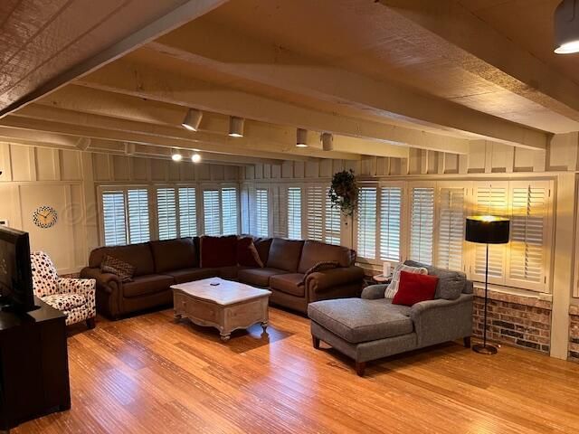 901 S Barkley Street, Spearman, TX 79081