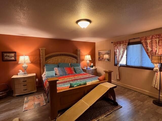 901 S Barkley Street, Spearman, TX 79081