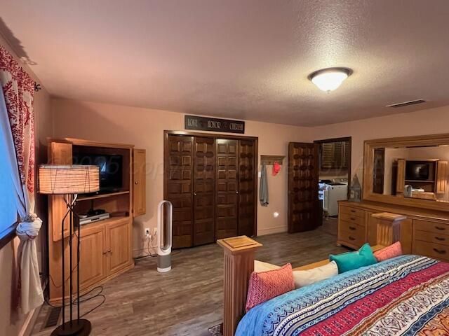 901 S Barkley Street, Spearman, TX 79081