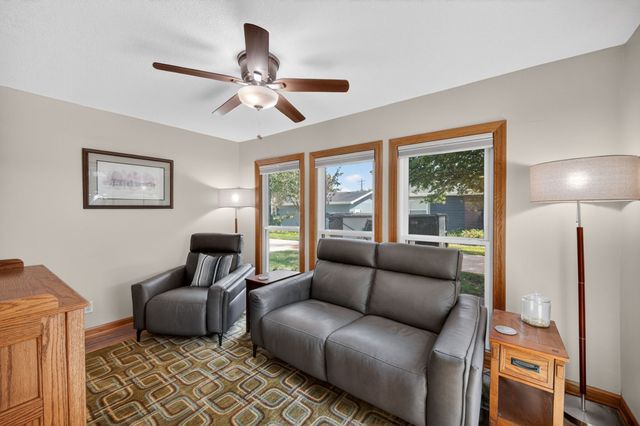 5536 NE 3rd Street, Des Moines, IA 50313