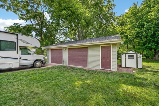 5536 NE 3rd Street, Des Moines, IA 50313