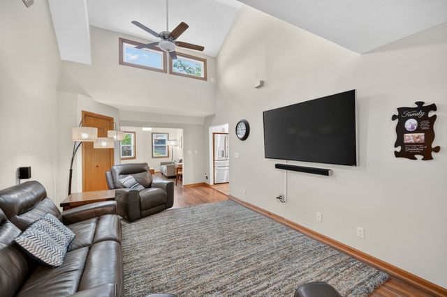 5536 NE 3rd Street, Des Moines, IA 50313
