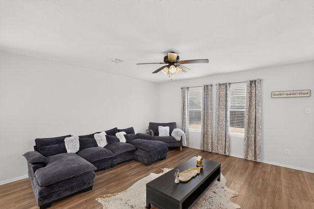 6101 Bell Springs Street, Fort Worth, TX 76123