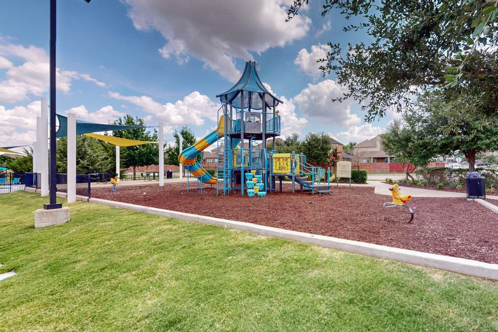 6101 Bell Springs Street, Fort Worth, TX 76123