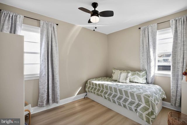 10 ELINOR AVE, Stratford, NJ 08084