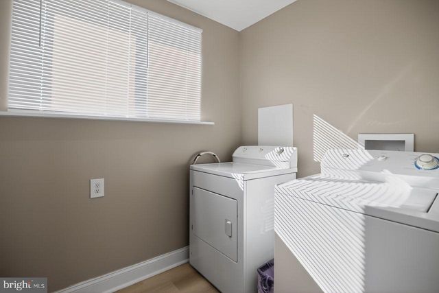 10 ELINOR AVE, Stratford, NJ 08084