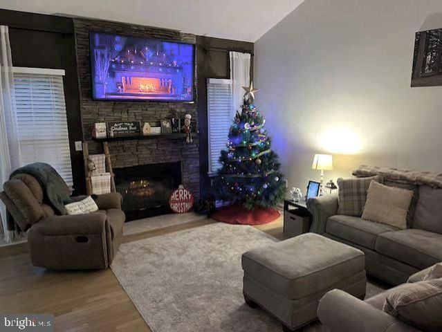 117 YALE LN, Falling Waters, WV 25419