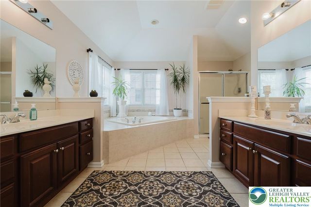 3423 Courtney, Upper Saucon Twp, PA 18034