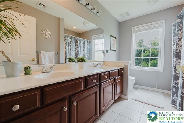 3423 Courtney, Upper Saucon Twp, PA 18034