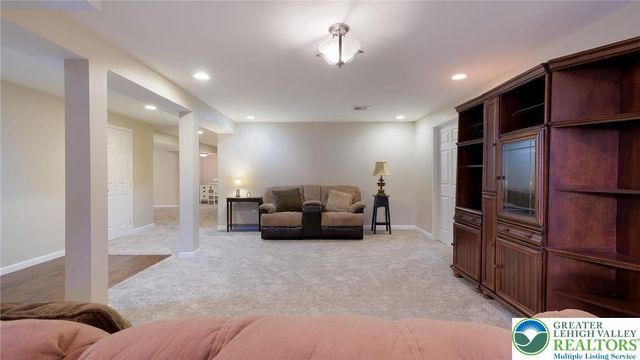 3423 Courtney, Upper Saucon Twp, PA 18034