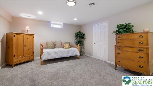 3423 Courtney, Upper Saucon Twp, PA 18034