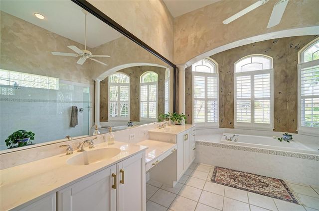 2362 LITTLE COUNTRY ROAD, Parrish, FL 34219