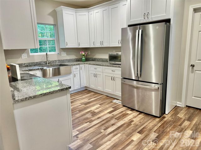 7205 Sagebrush Circle, Concord, NC 28025