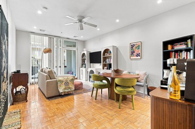 300 Commercial Street 512, Boston, MA 02109