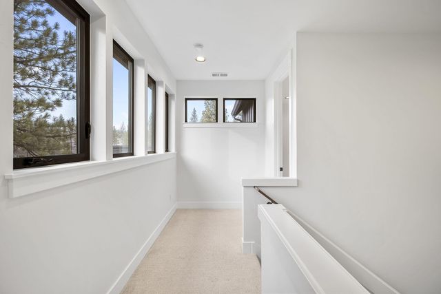 3350 NW Leavitt Lane, Bend, OR 97703