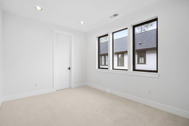 3350 NW Leavitt Lane, Bend, OR 97703