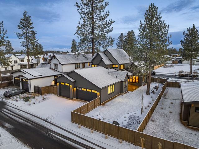 3350 NW Leavitt Lane, Bend, OR 97703