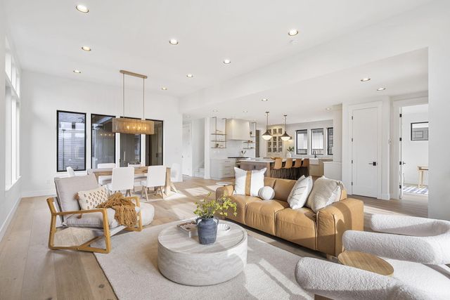 3350 NW Leavitt Lane, Bend, OR 97703