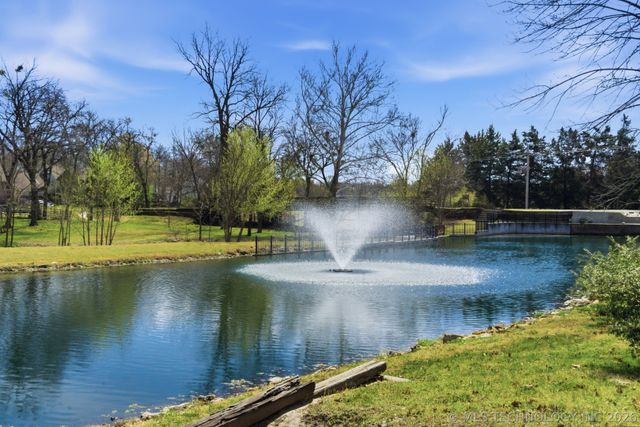 9513 S Lakewood Avenue, Tulsa, OK 74137