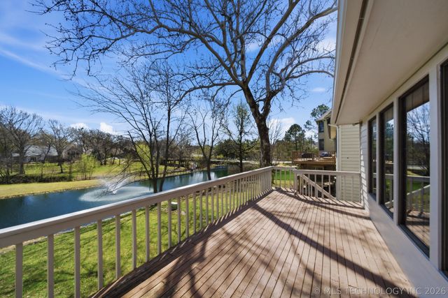 9513 S Lakewood Avenue, Tulsa, OK 74137