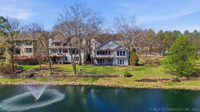 9513 S Lakewood Avenue, Tulsa, OK 74137