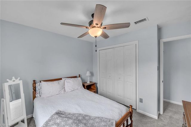 425 Fleming CIR, Chesapeake, VA 23323