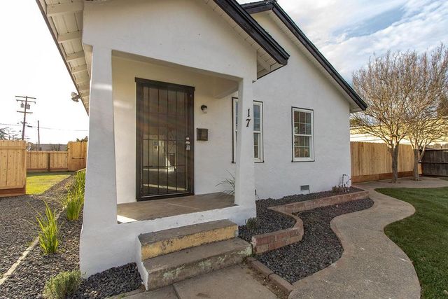 17-19 I St, Empire, CA 95319