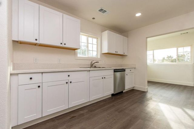 17-19 I St, Empire, CA 95319