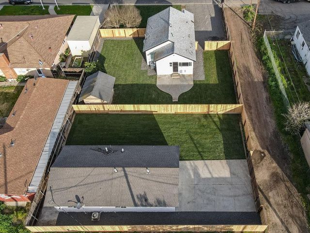 17-19 I St, Empire, CA 95319